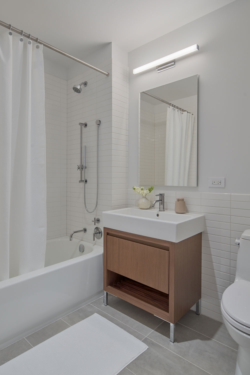 South 5th Street apartment image